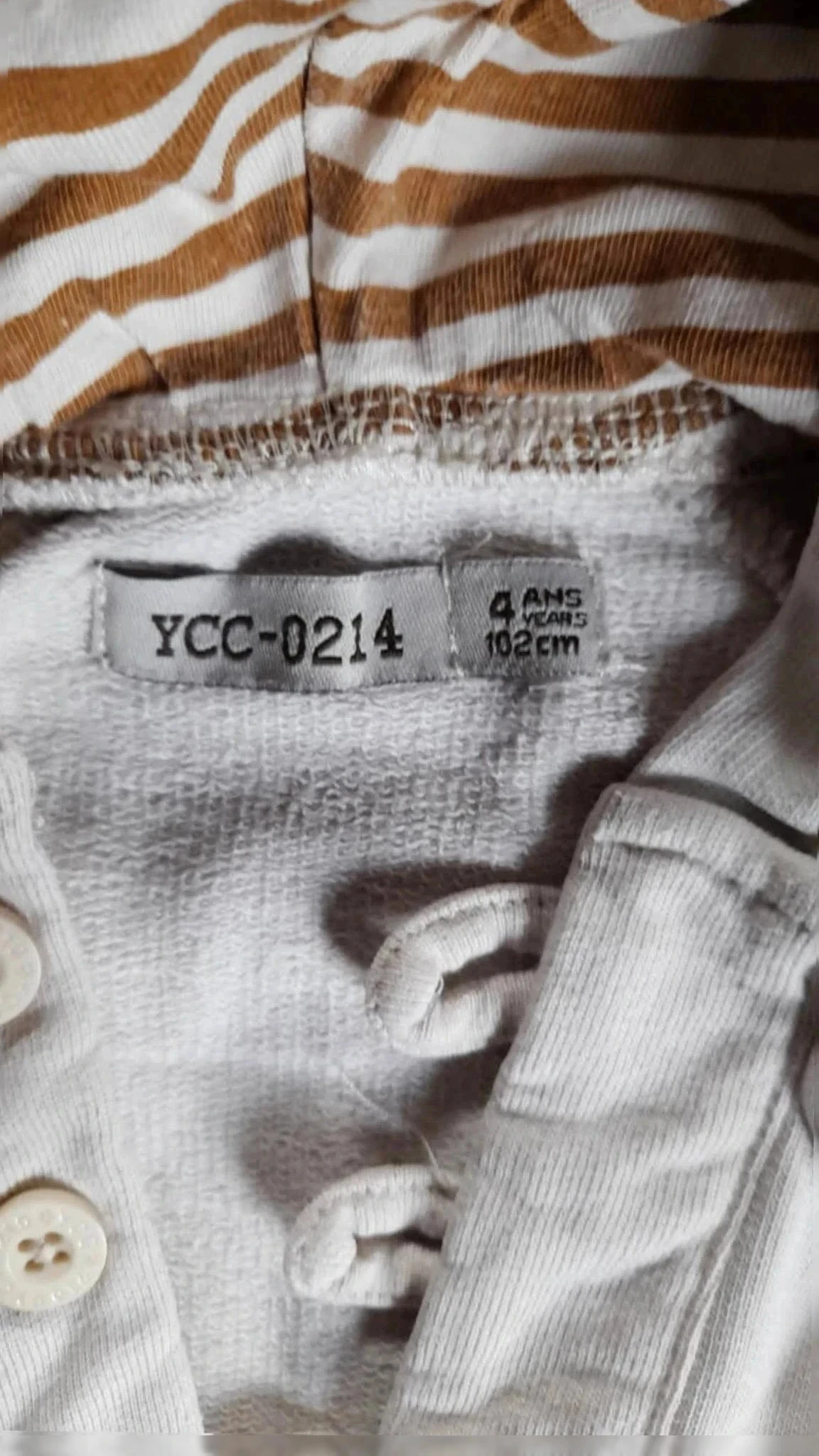 Hooded sweatshirt Size 4 years – photo 3